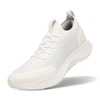Allbirds M Strider Freizeitschuhe in WEISS